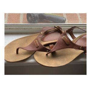 Sandles in good condition